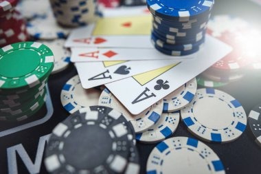 Live Bandar Ceme card table with HD dealer view